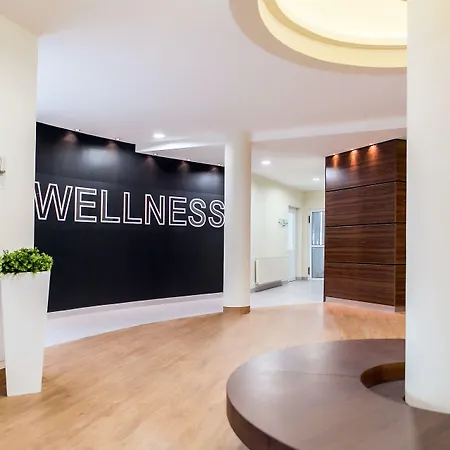 Ambient & Thermal 4* Sikonda