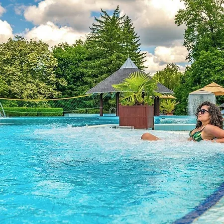 Ambient & Thermal 4* Sikonda