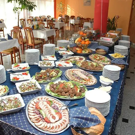 Ambient & Thermal Hotel Sikonda