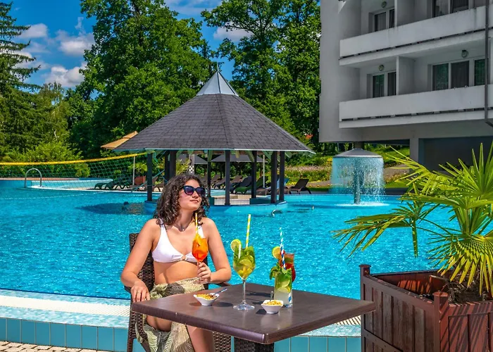 Ambient & Thermal Hotell Sikonda